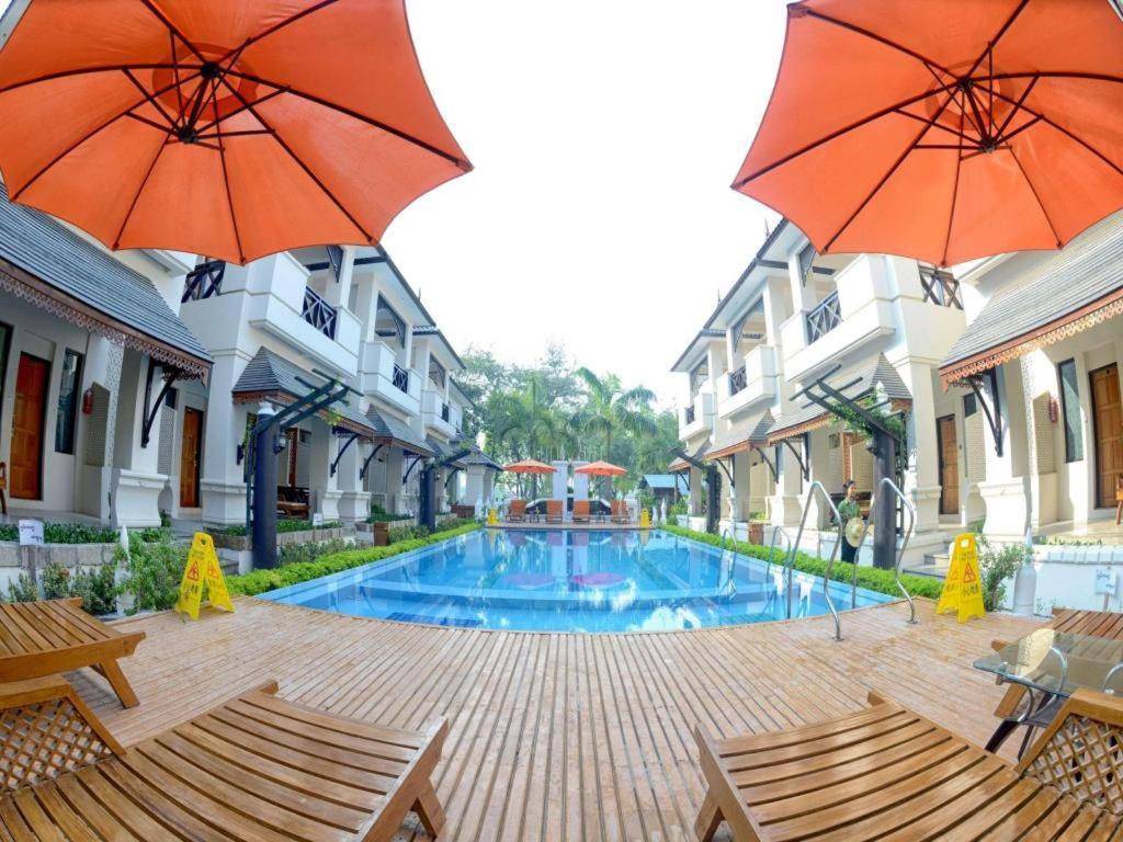 โรงแรมชเว ตอง ตัน - เลก วิว โมนยวา ภายนอก รูปภาพ